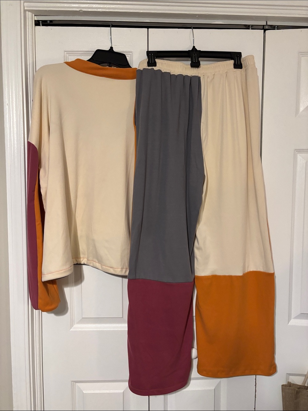 Ladies XL- Colorblock Half-Zip Lounge Set - Rust, Maroon & Gray - Picture 2 of 4